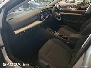 Volkswagen Golf Life 1.0TSI 110bhp DSG M-HEV - Image 4