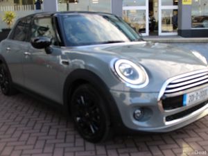 1.5D COOPER BLACK EDITION 5DR HATCHBACK AUTO // FU - Image 2