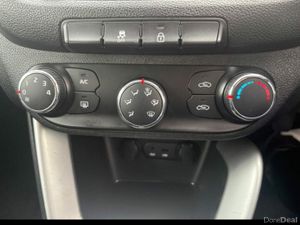 132 Kia Ceed 1.4 Crdi Estate Nct'd - Image 2