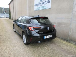 2023 Toyota Corolla 1.8 Hybrid Luna - Image 4