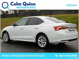 Skoda Octavia Selection 2.0TDI 115HP *Manufacturer - Image 4