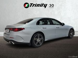 Mercedes-Benz E-Class ** 300de ** AMG LINE PLUS ** - Image 3
