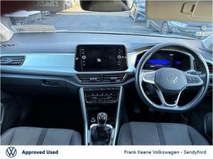 Volkswagen T-Roc *Life* 1.0 TSI 110HP Manual @Fran - Image 2