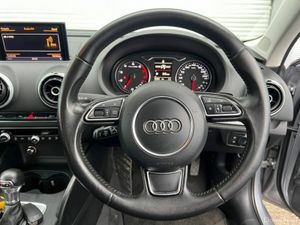 Audi A3 S-LINE PACK 1.4 TFSI // BRAND NEW 19" ALLO - Image 4