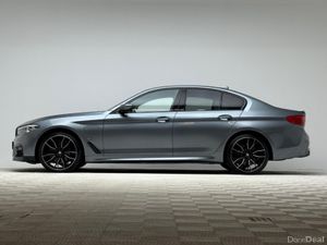 BMW 5-Series 530E M SPORT - Image 4