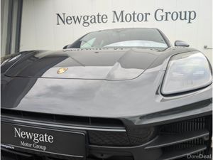 Porsche Panamera Hybrid 4 - 4+1 Adaptive Cruise Co - Image 4