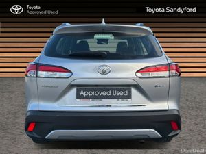Toyota Corolla Cross PLUS 2 FREE SERVICES + EXTRAS - Image 4