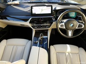 BMW 5-Series 520d M Sport - Image 4