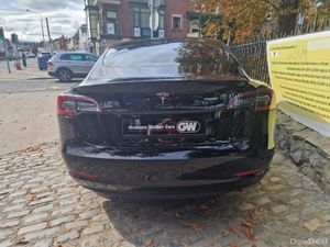 2022 (222) Tesla Model 3 RWD - Image 4