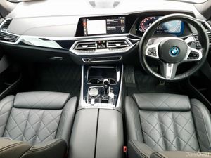 BMW X5 xDrive45e M Sport Pro - Image 4