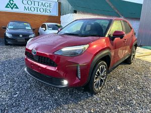 TOYOTA YARIS CROSS 1.5 PETROL HYBRID *HUGH SPEC* - Image 2