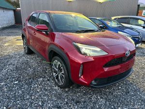 TOYOTA YARIS CROSS 1.5 PETROL HYBRID *HUGH SPEC* - Image 4