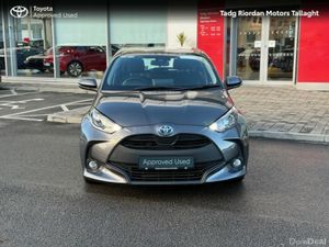 Toyota Yaris 1.5 HYBRID LUNA - Image 4
