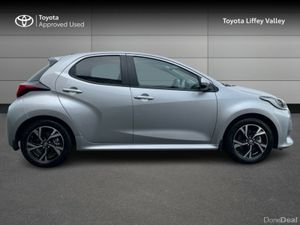 Toyota Yaris Yaris Hybrid 115 L-SPORT - Image 3