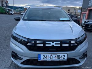 2024 Dacia Sandero TCe 90 Essential - Image 3