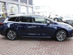 HYBRID SOL 5DR ESTATE AUTOMATIC // 1 OWNER WITH ON - Image 3