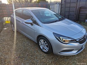 16 Opel Astra 1.6D SC 5DR NCT 10/27 RT€180 €6,995 - Image 2
