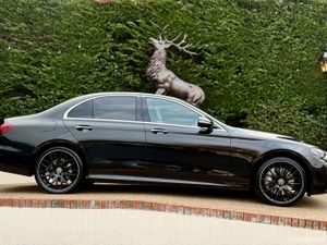 Mercedes-Benz E-Class 300DE AMG PREMIUM - Image 3