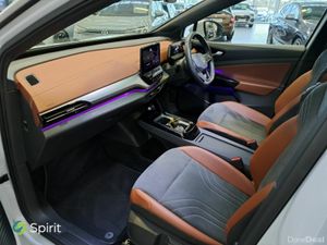 Volkswagen ID.4 FAMILY 77kWh*Pan Roof*204HP**Call - Image 4