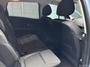 Renault Grand Scenic ICONIC BLUE DCI** 7 SEATS** - Image 4