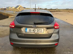 Ford Focus Zetec Edition 120PS 5DR - Image 4