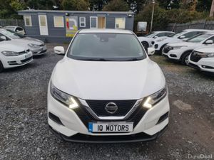 Nissan Qashqai ACENTA PREMIUM Low Mileage - Image 3
