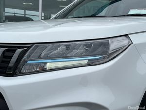 Suzuki Vitara 1.4 BOOSTERJET HYBRID S SZ5 5DR - Image 3