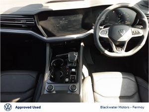 Volkswagen Touareg 3.0TDI 231BHP R-LINE 4-MOTION A - Image 3