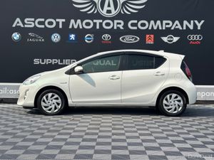 Toyota Aqua Auto - Image 2