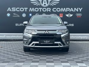 Mitsubishi Outlander 4x4 auto - Image 2