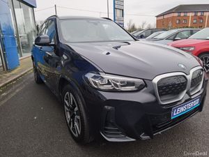 BMW IX3 80KWH M SPORT **SUNROOF + HARMON/KARDON** - Image 4