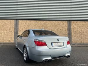 BMW M5 E60  5.0L V10 AUTO 4DR 507BHP - Image 3