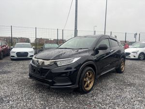 HONDA VEZEL 1.5 AUTO PETROL HYBRID *HUGH SPEC* - Image 2
