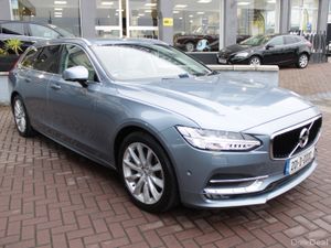 2.0D4 MOMENTUM 5DR ESTATE AUTOMATIC // STUNNING CA - Image 2