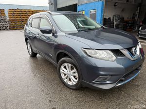 2016 Nissan X- Trail 2.0 Auto/Hybrid /Leather Spec - Image 3