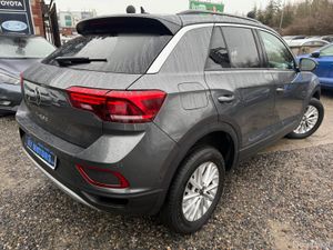 2023 Volkswagen T-Roc LIFE 1.0 TSI - Image 4