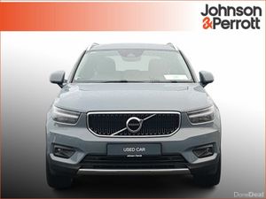 Volvo XC40 T3 163bhp Momentum Pro (Adaptive Cruise - Image 4