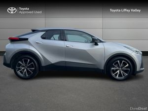Toyota C-HR Hybrid Sport - Image 3