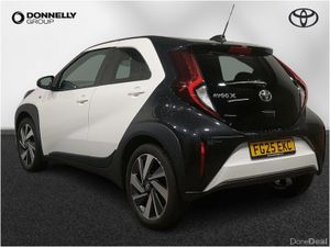 Toyota Aygo X Hatchback Edge - Image 3