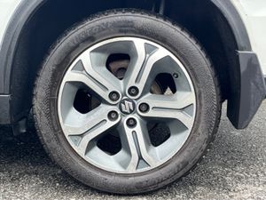 Suzuki Vitara GLX DIESEL 5DR - Image 4