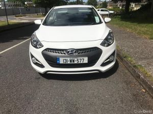 Hyundai i30 PRO 3DR Van CVRT 04-26 - Image 4