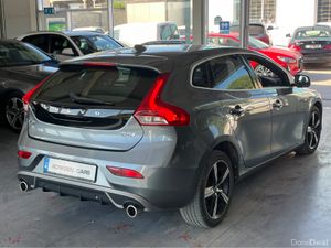 Volvo V40 R-DESIGN D2 - Image 4