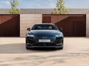 Audi A6 AVANT E-TRON PERFORMANCE S-LINE AUTOMATIC - Image 2