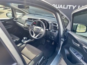 Honda Fit Hybrid - Image 3