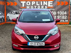 ==HYBRID//LOW KMS//AUTO//LIKE NEW - Image 3