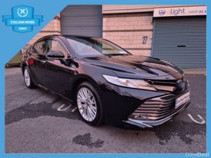 Toyota Camry /2020/2.5 PETROL HYBRID/AUTOMATIC - Image 3