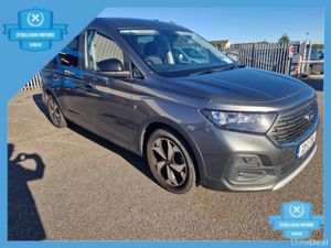 Ford Tourneo Connect /2023/2.0 DIESEL/7SEATER/WAV - Image 3