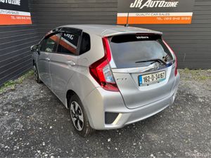 Honda Fit 1.5 HYBRID 5DR AUTO - Image 4