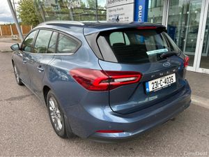 Ford Focus TITANIUM 5W 1.0T 1 - Image 2