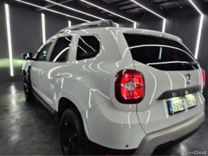 Dacia Duster COMFORT BLUE DCI 115 MY 4DR - Image 4